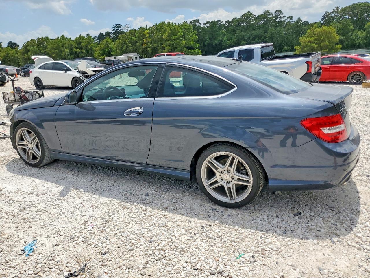 2013 Mercedes-Benz C 250 - zdjęcie 2