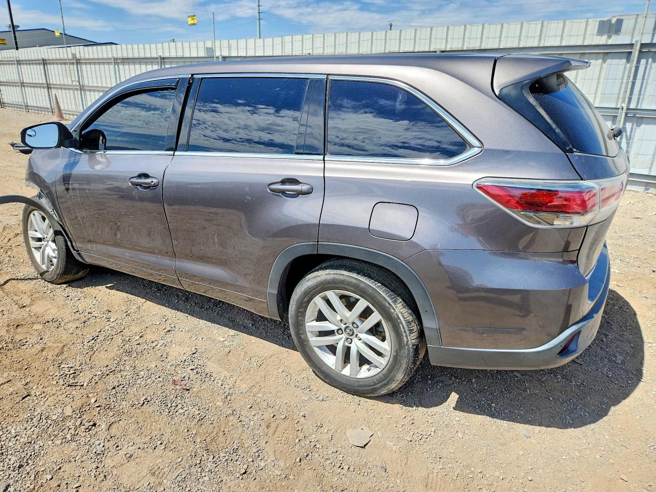 2016 Toyota Highlander Base - zdjęcie 2