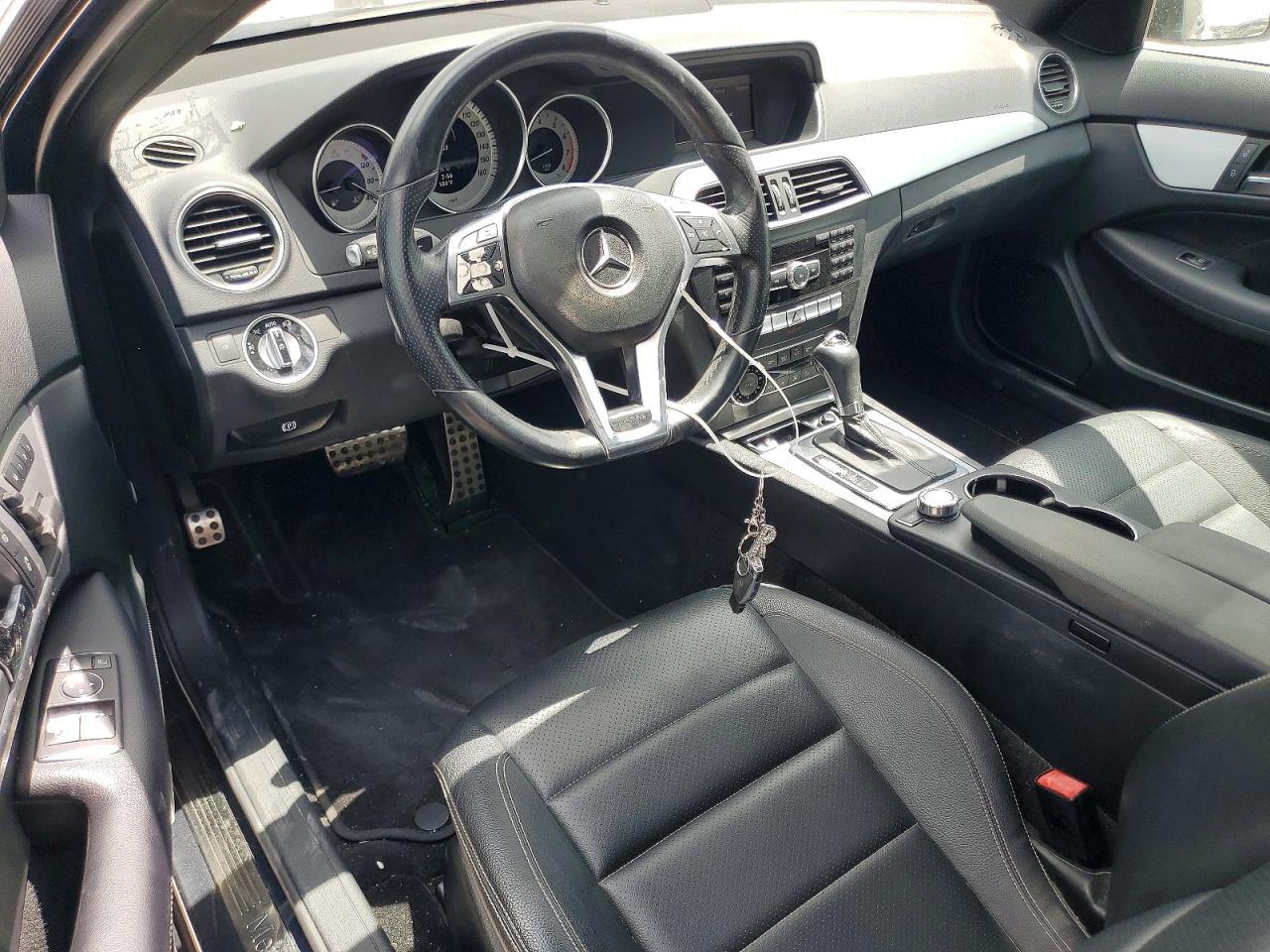 2013 Mercedes-Benz C 250 - zdjęcie 8
