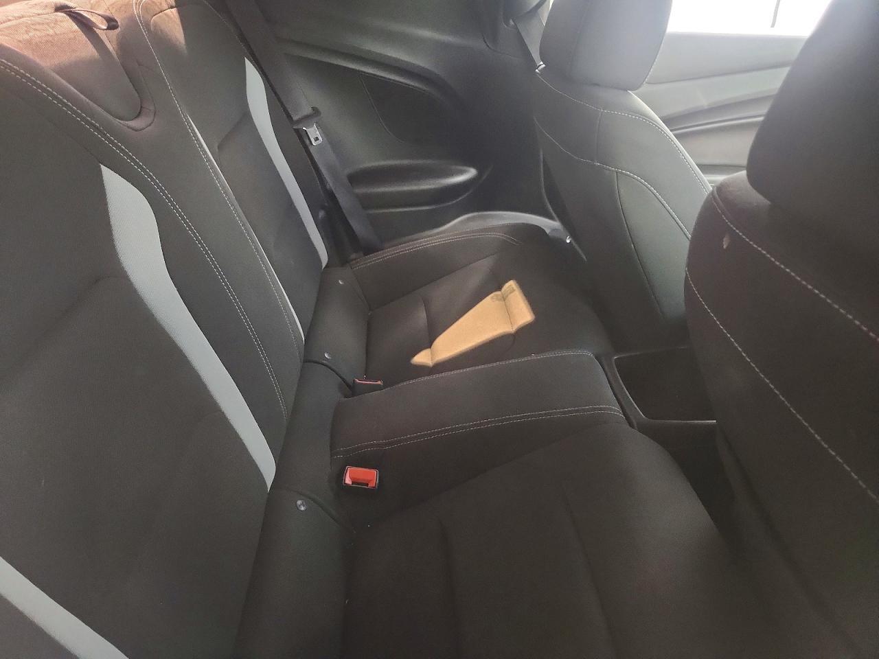 2019 Chevrolet Camaro Ls - zdjęcie 10