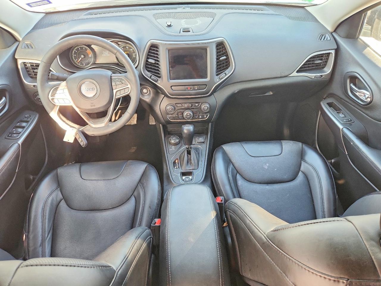 2022 Jeep Cherokee Latitude Lux - zdjęcie 8