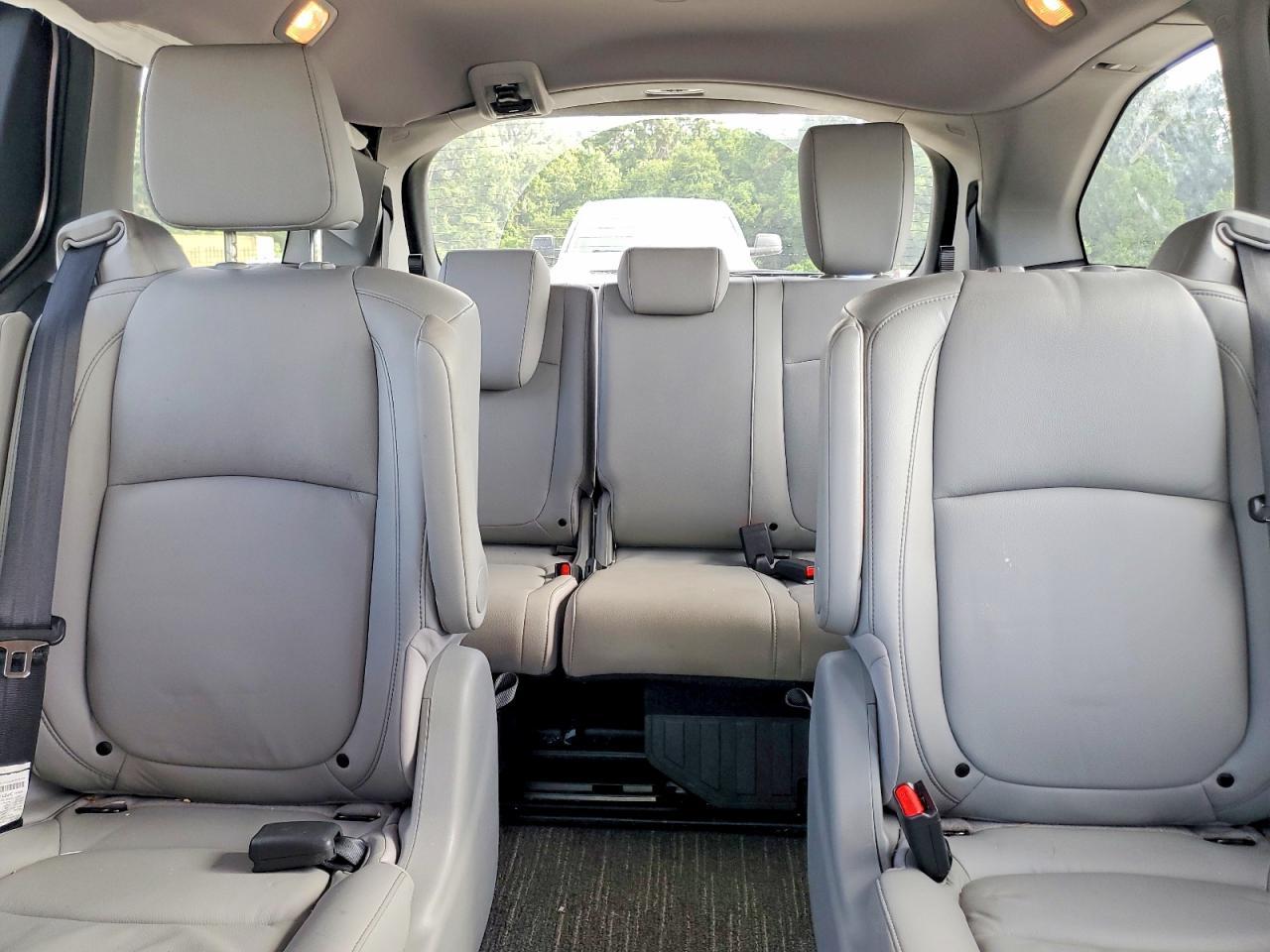 2022 Honda Odyssey Exl - zdjęcie 10
