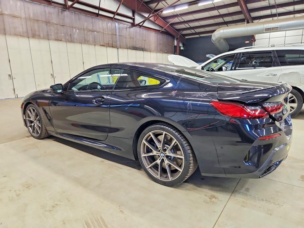 2021 BMW Seria 8 Coupe M850i - zdjęcie 2