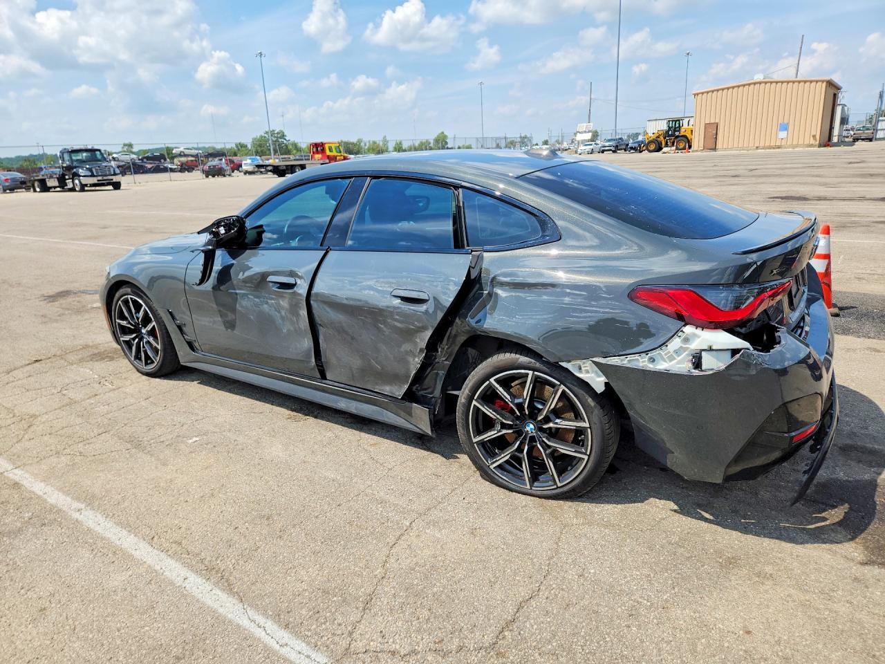 2024 BMW Seria 4 M440i - zdjęcie 2
