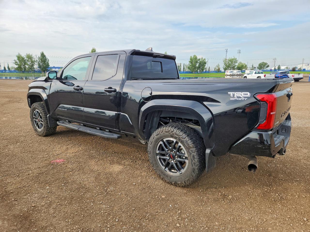 2024 Toyota Tacoma Sr5 - zdjęcie 2
