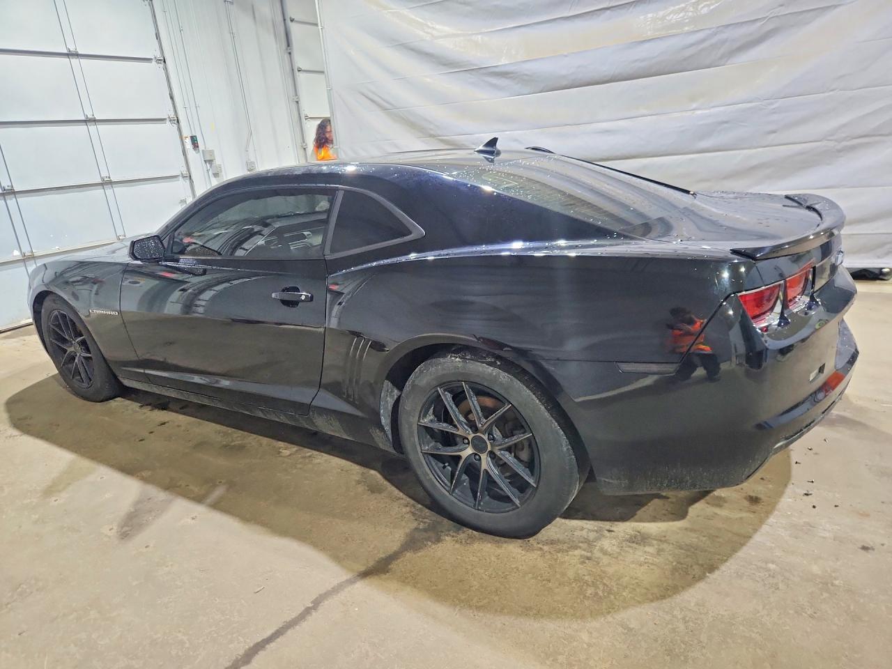 2013 Chevrolet Camaro Ls - zdjęcie 2