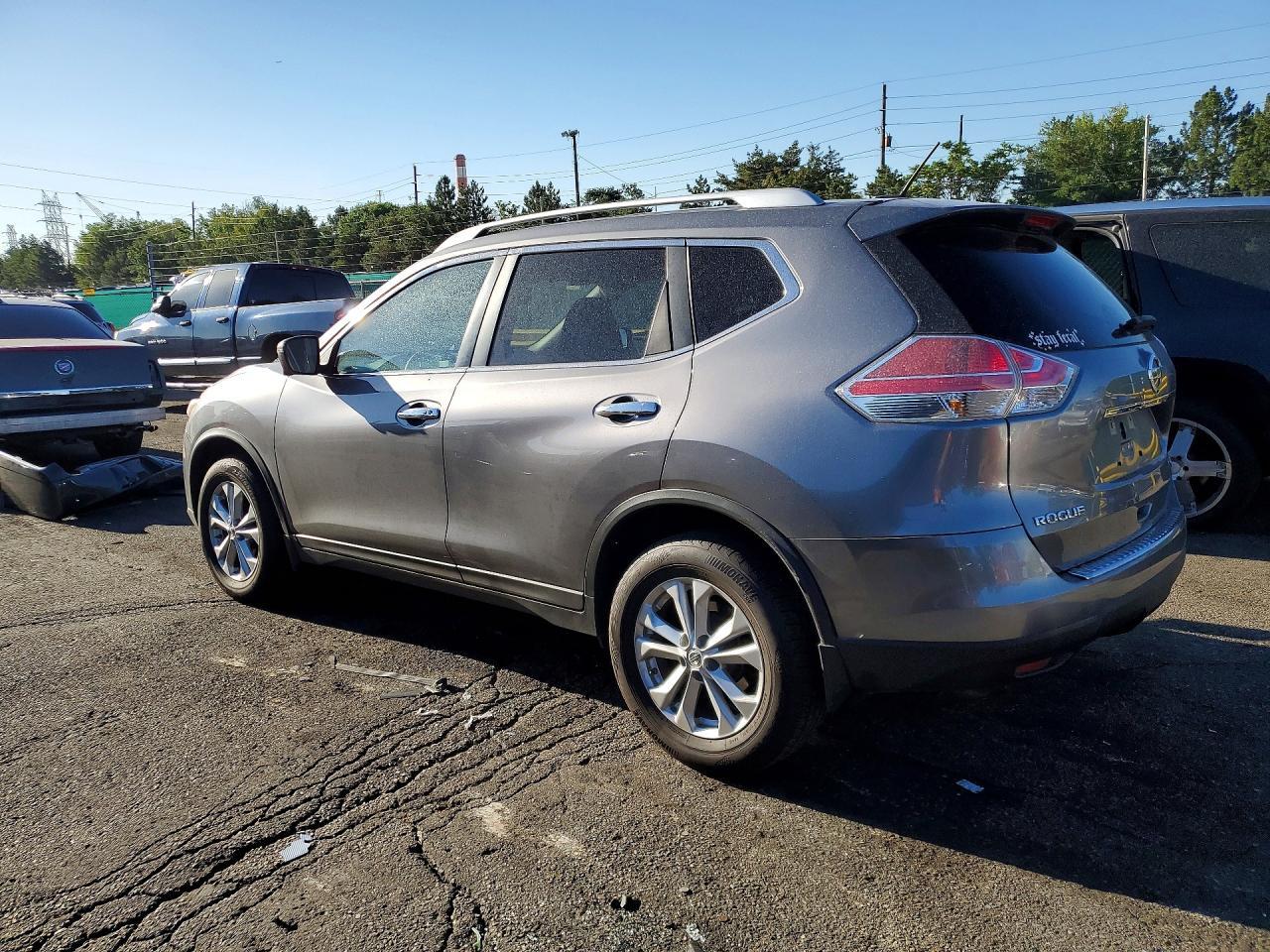 2016 Nissan Rogue Sv - zdjęcie 2