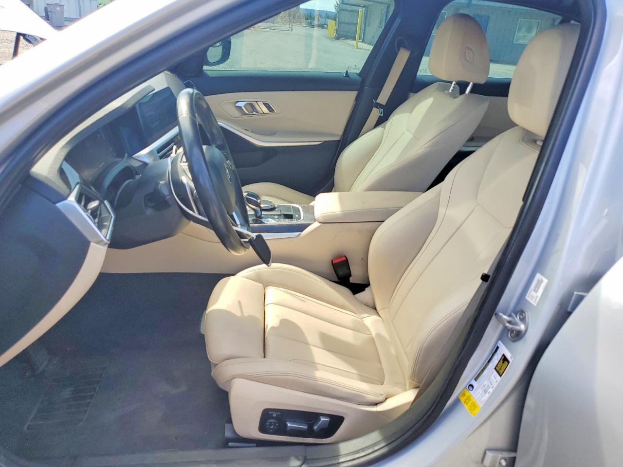 2020 BMW 330I - zdjęcie 7