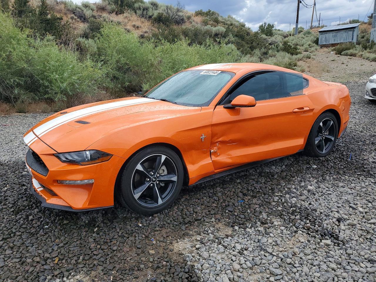 2020 Ford Mustang - zdjęcie główne