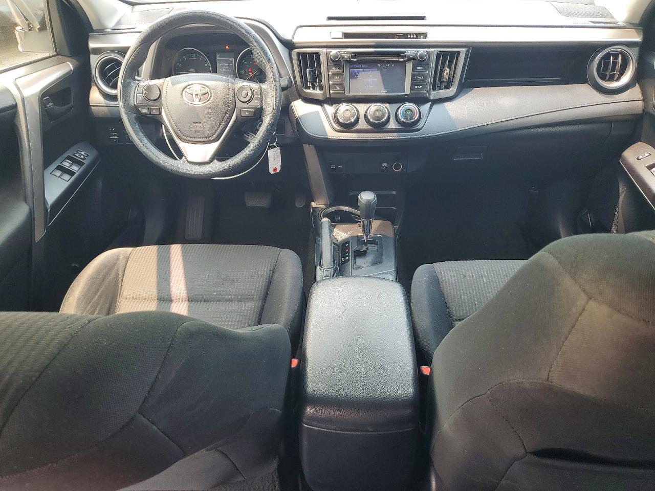 2018 Toyota Rav4 Le - zdjęcie 8
