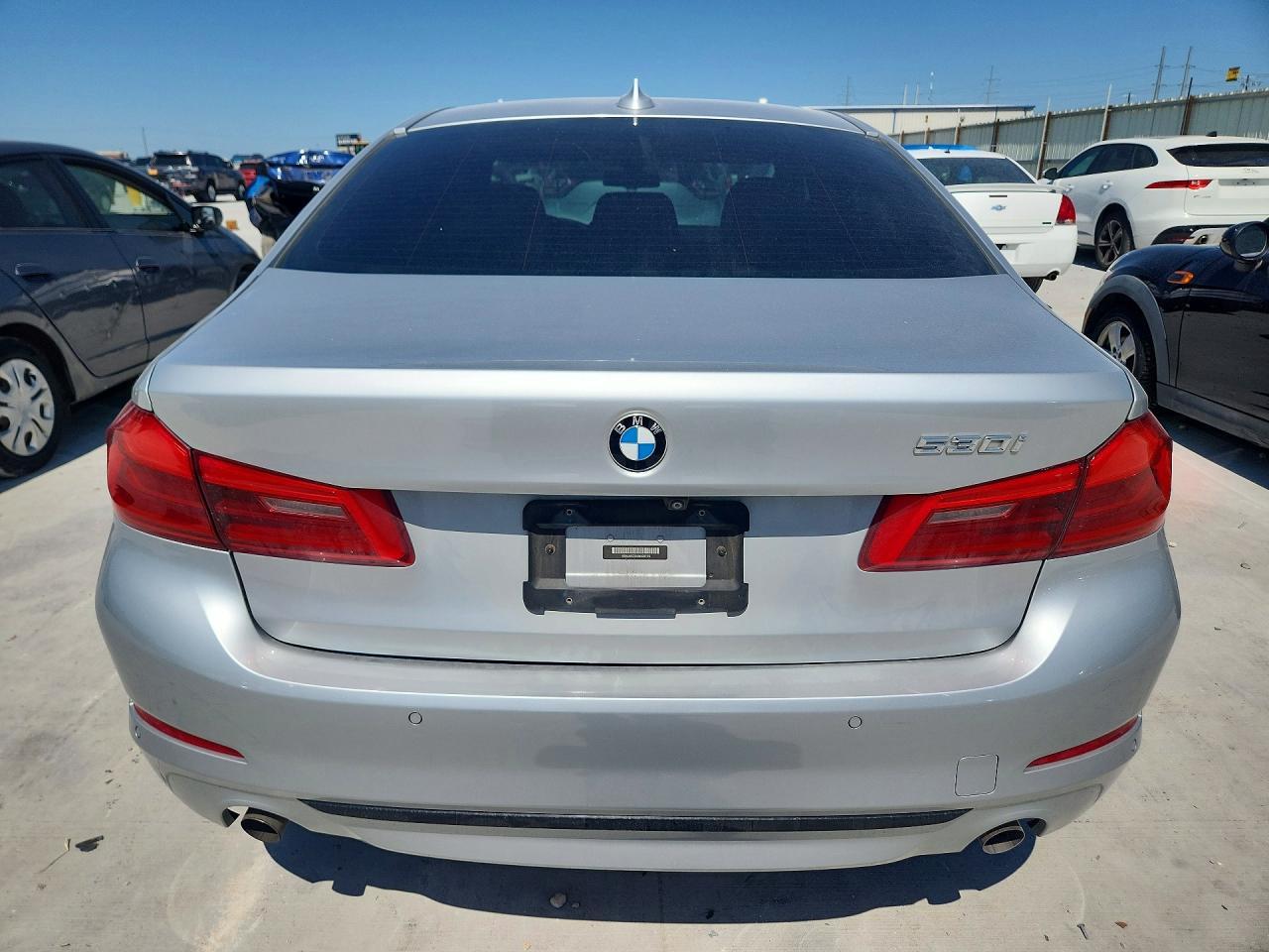 2018 BMW 530 I - zdjęcie 6