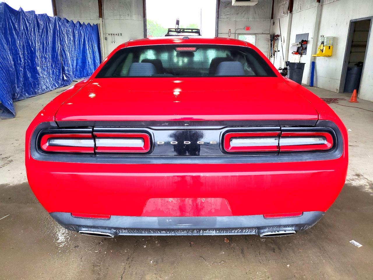 2015 Dodge Challenger Sxt - zdjęcie 6