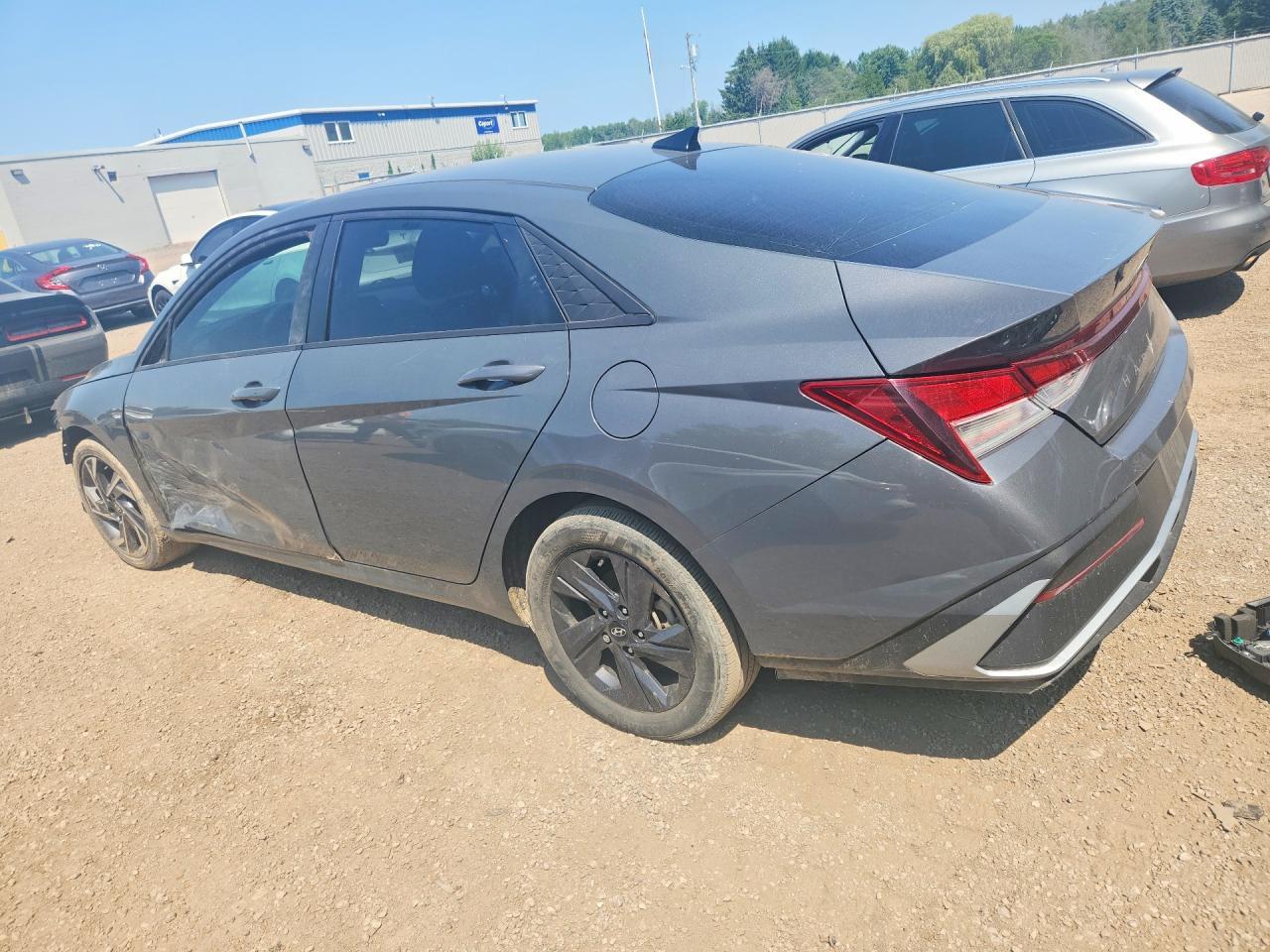 2024 Hyundai Elantra Sel - zdjęcie 2