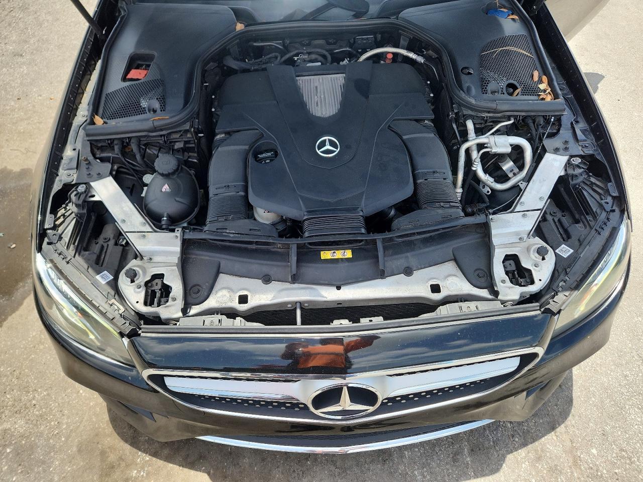 2018 Mercedes-Benz E 400 - zdjęcie 11