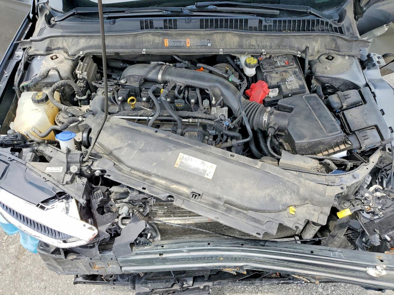 2020 Ford Fusion Titanium - zdjęcie 11
