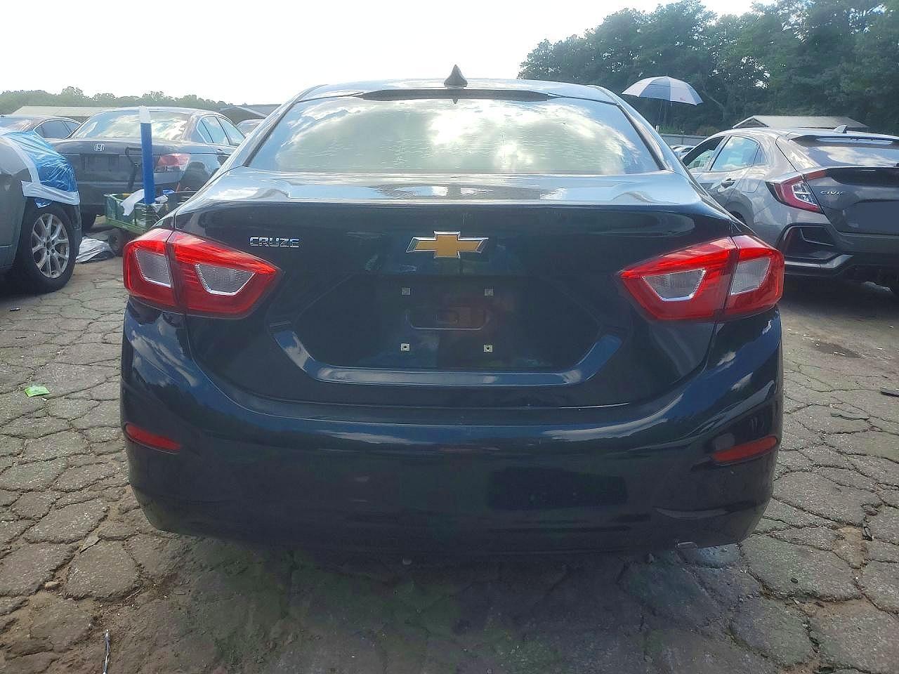 2019 Chevrolet Cruze Ls - zdjęcie 6