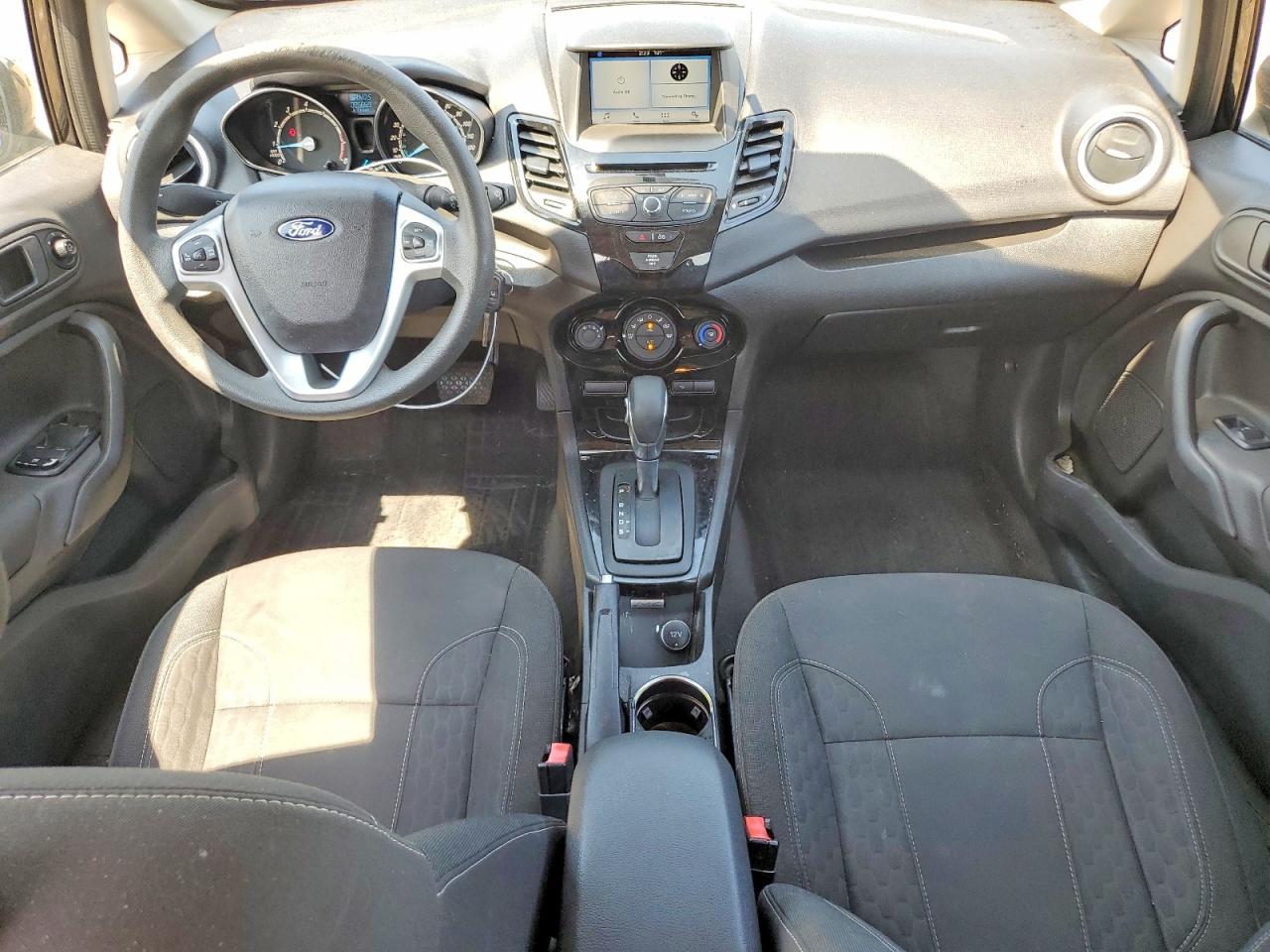 2019 Ford Fiesta Se - zdjęcie 8