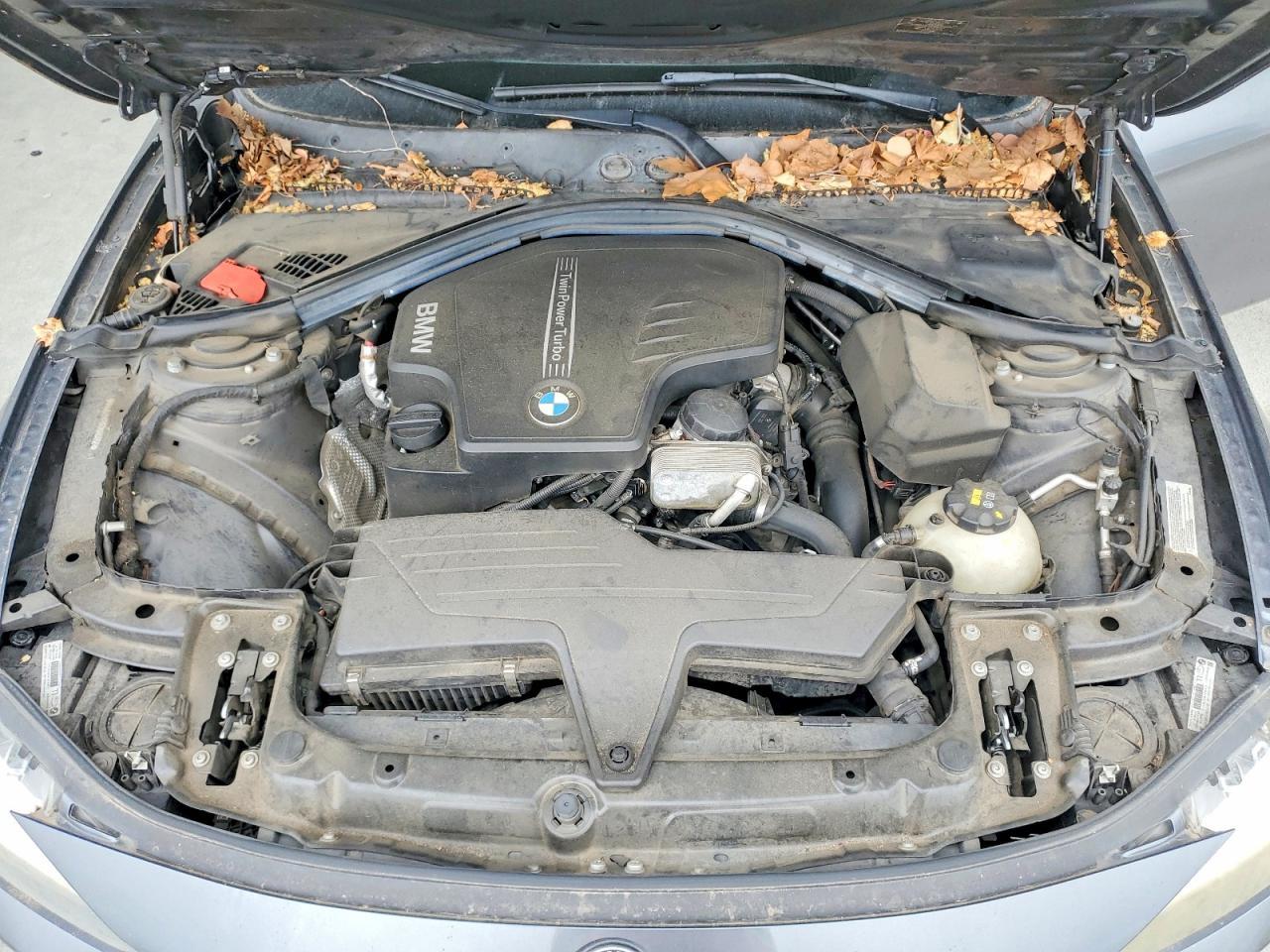2014 BMW 320 I - zdjęcie 11