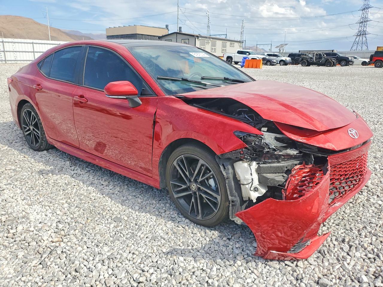 2025 Toyota Camry Xse - zdjęcie 4