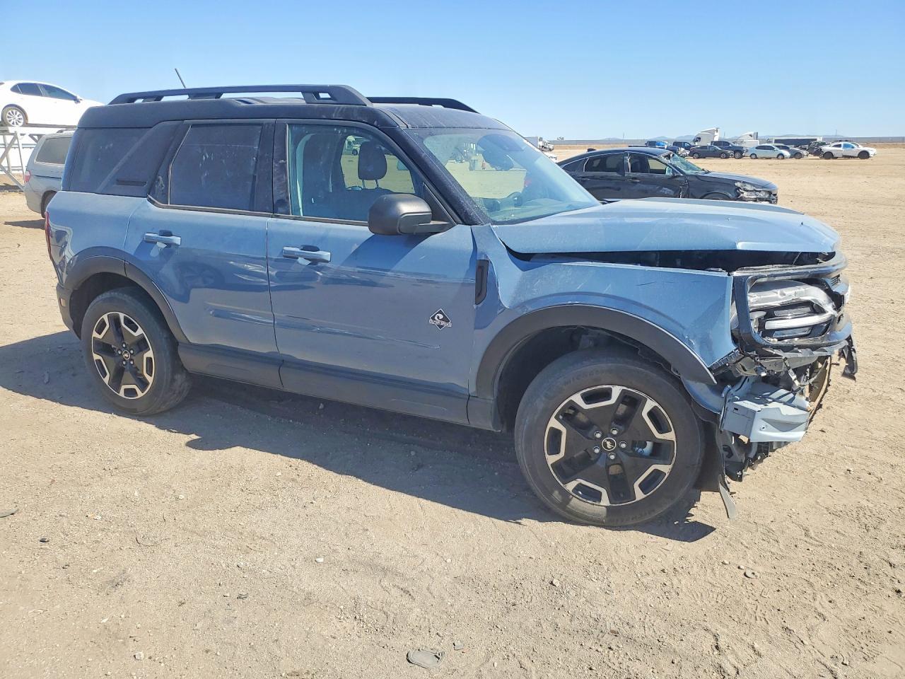 2024 Ford Bronco Sport Outer Banks - zdjęcie 4