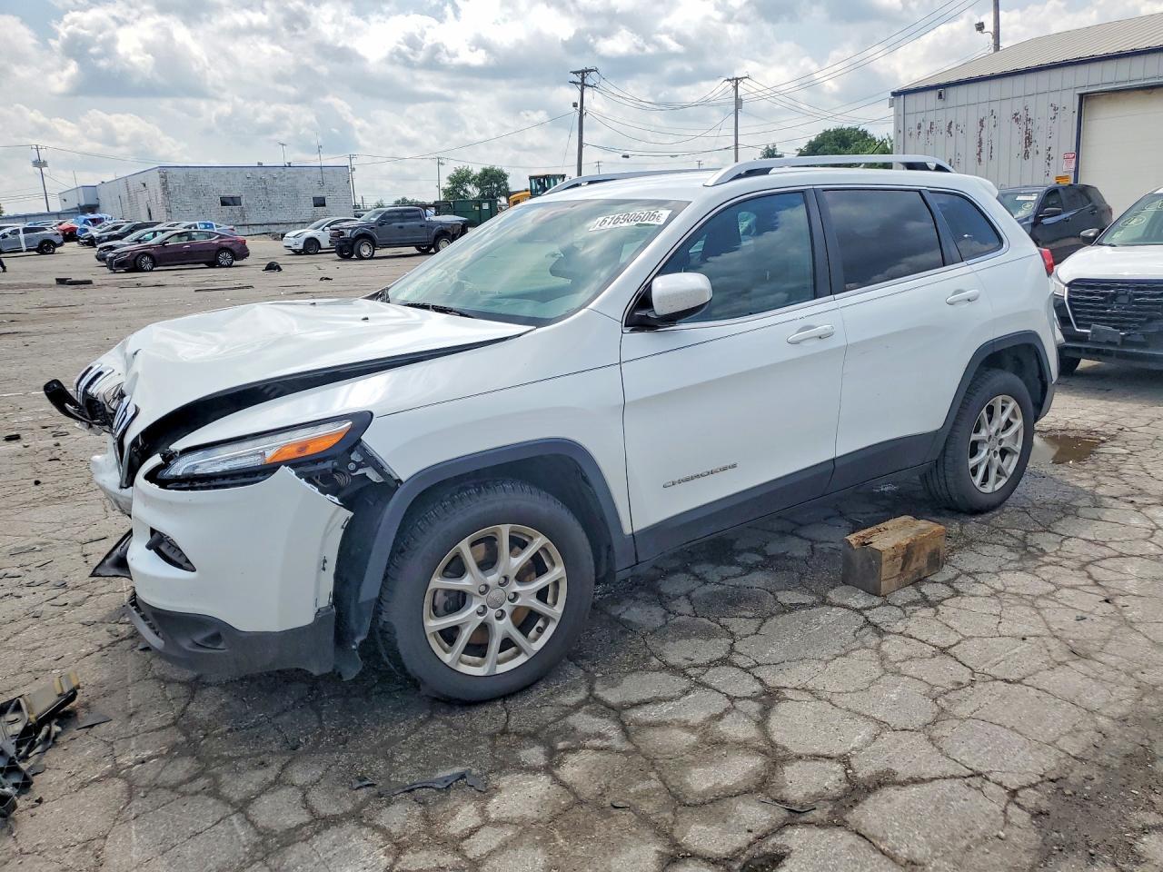 2014 Jeep Cherokee Latitude - zdjęcie główne
