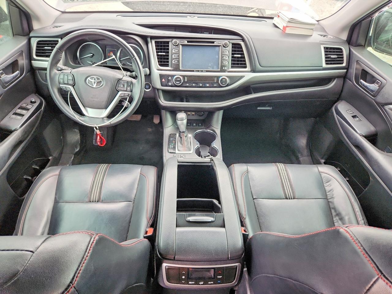 2019 Toyota Highlander Se - zdjęcie 8