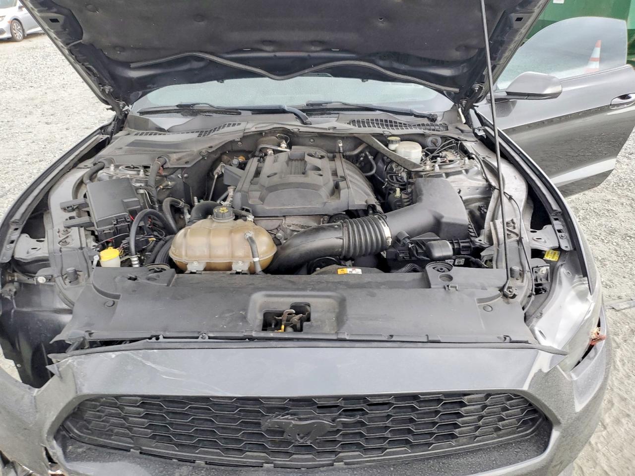 2016 Ford Mustang - zdjęcie 11