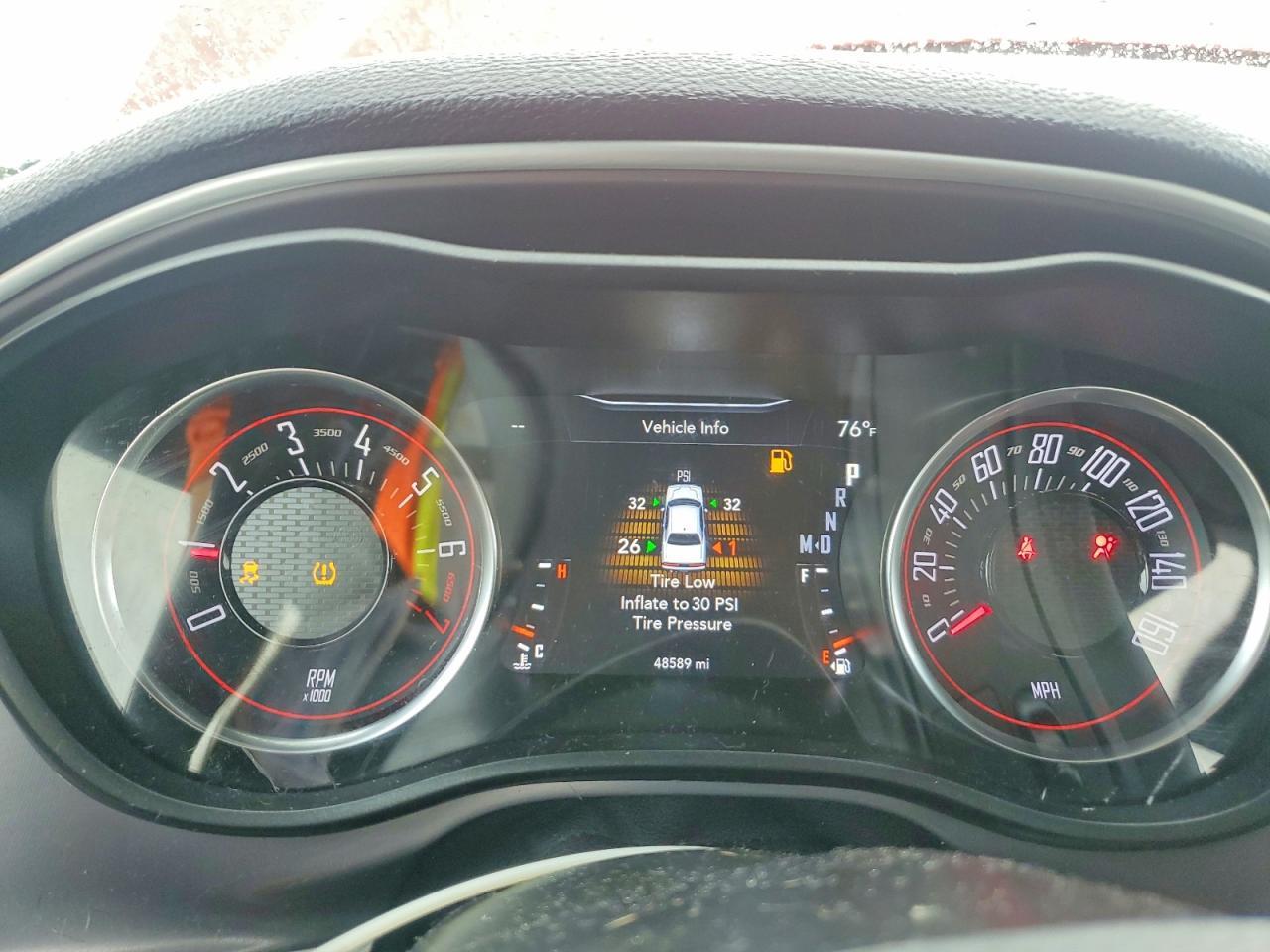 2022 Dodge Challenger Sxt - zdjęcie 9
