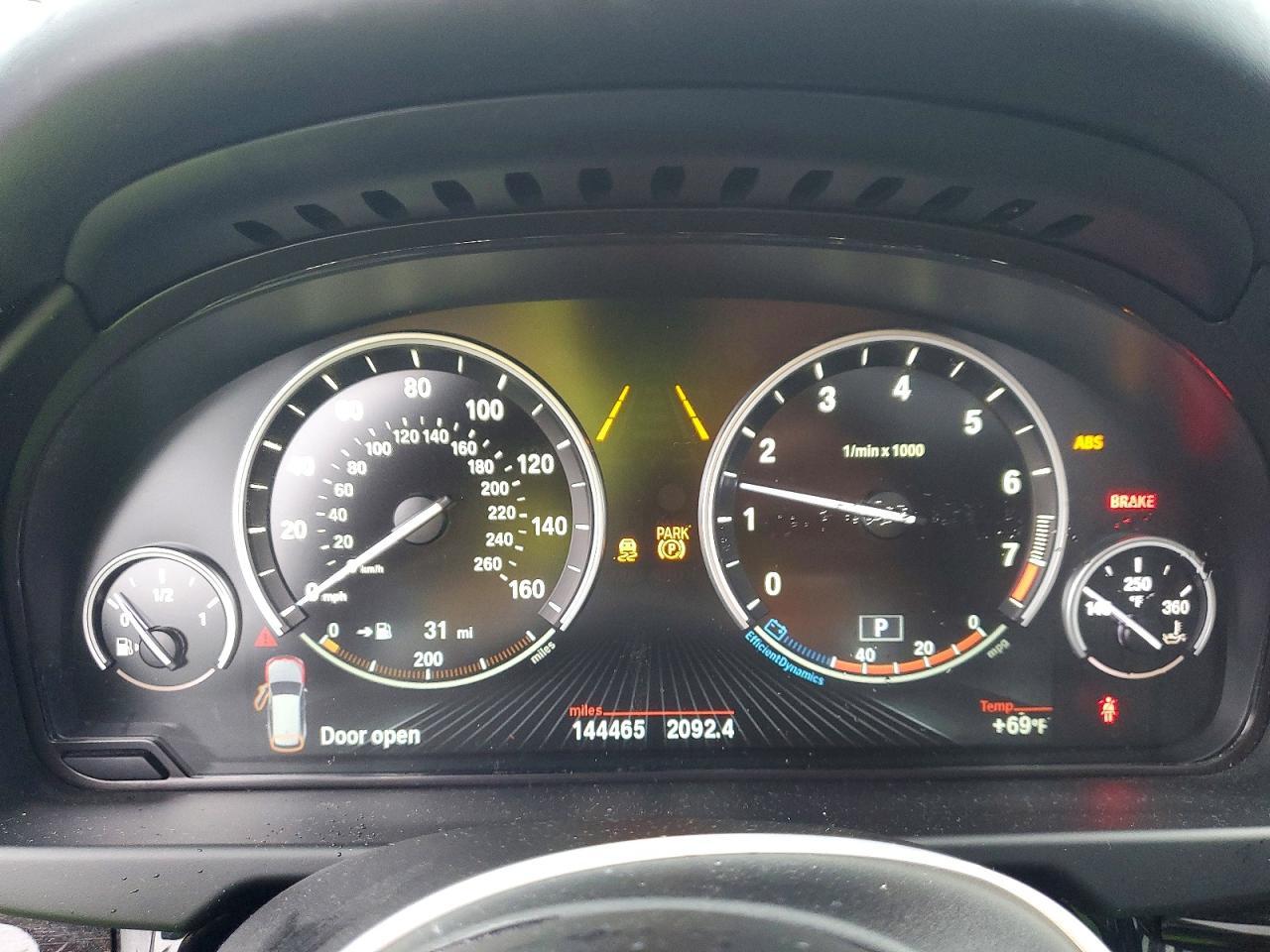 2015 BMW X5 xDrive50I - zdjęcie 9