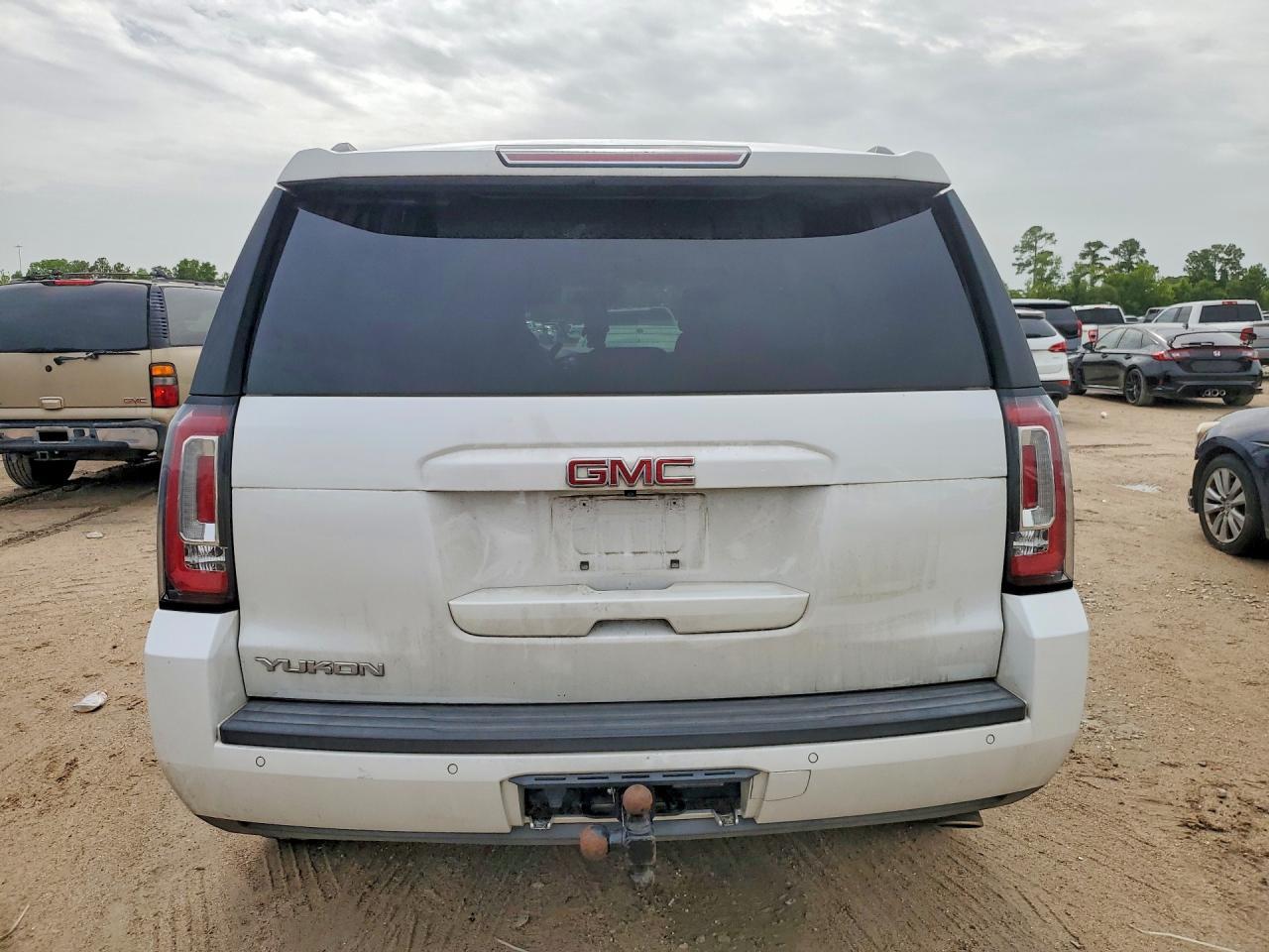 2019 GMC Yukon Slt - zdjęcie 6