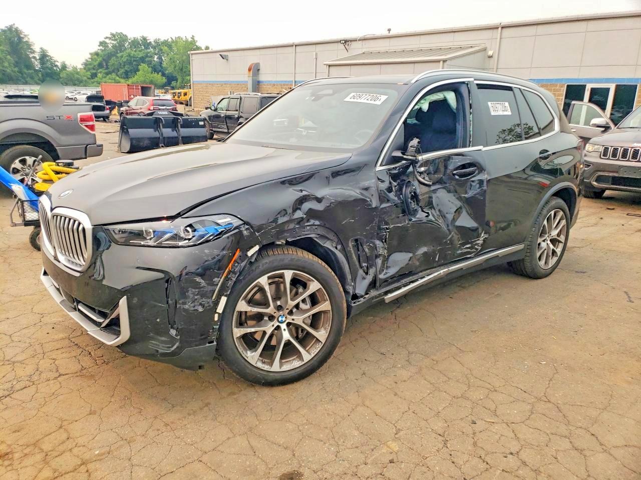 2026 BMW X5 xDrive40I - zdjęcie główne