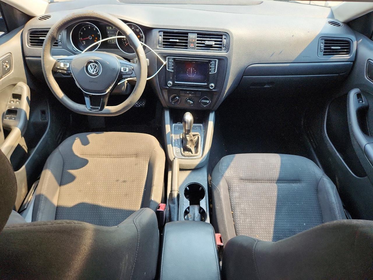 2016 Volkswagen Jetta S - zdjęcie 8