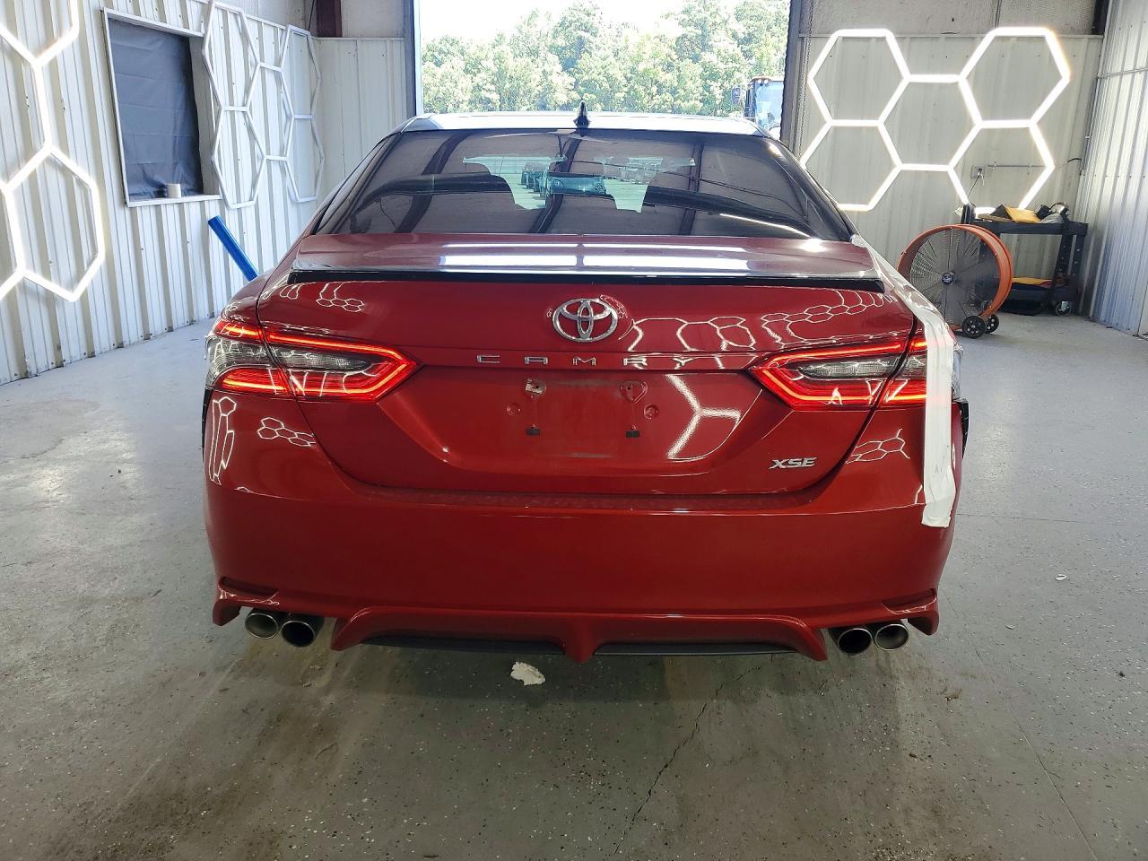 2024 Toyota Camry Xse V6 - zdjęcie 6