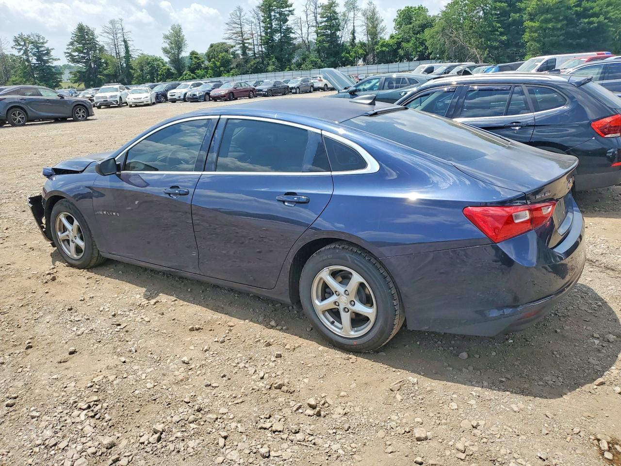 2018 Chevrolet Malibu Ls - zdjęcie 2