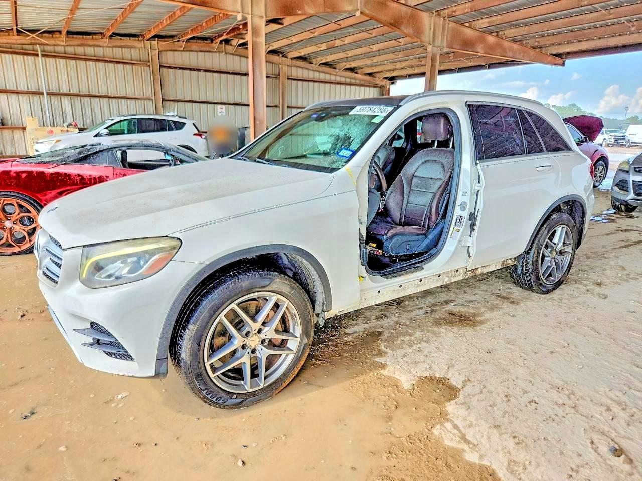 2017 Mercedes-Benz Glc 300 - zdjęcie główne