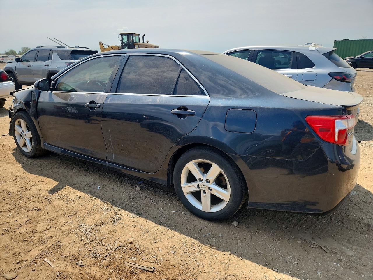 2014 Toyota Camry Se - zdjęcie 2