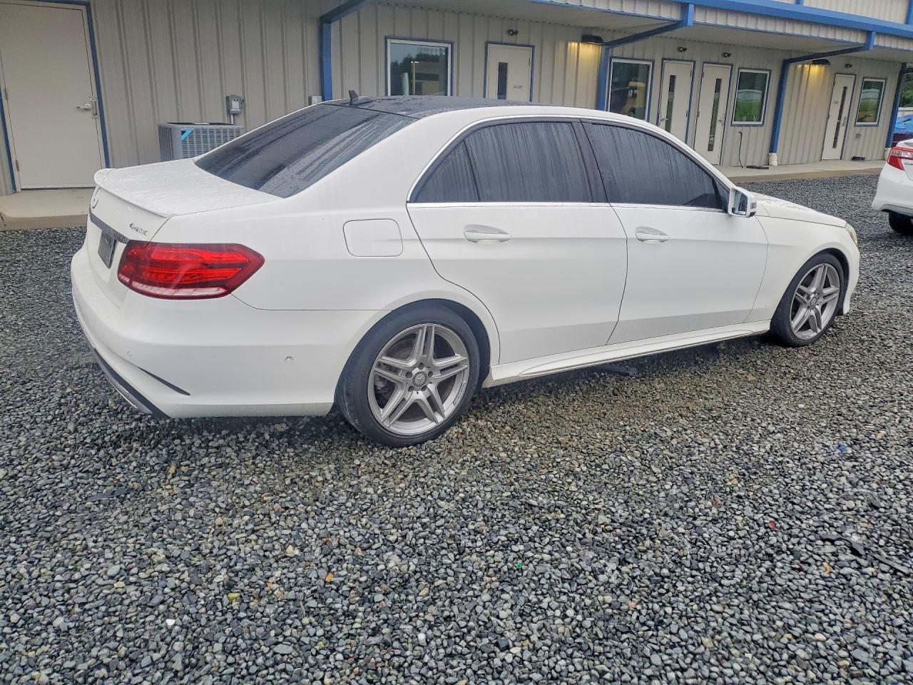 2014 Mercedes-Benz E 350 4Matic - zdjęcie 3