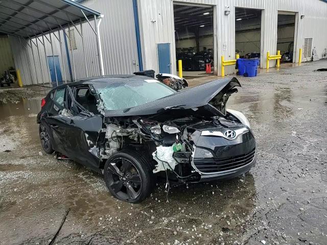 2016 Hyundai Veloster Base - zdjęcie 13