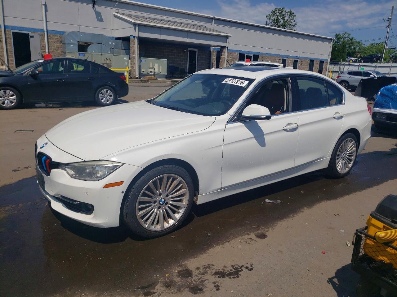 2013 BMW 328 Xi - zdjęcie główne
