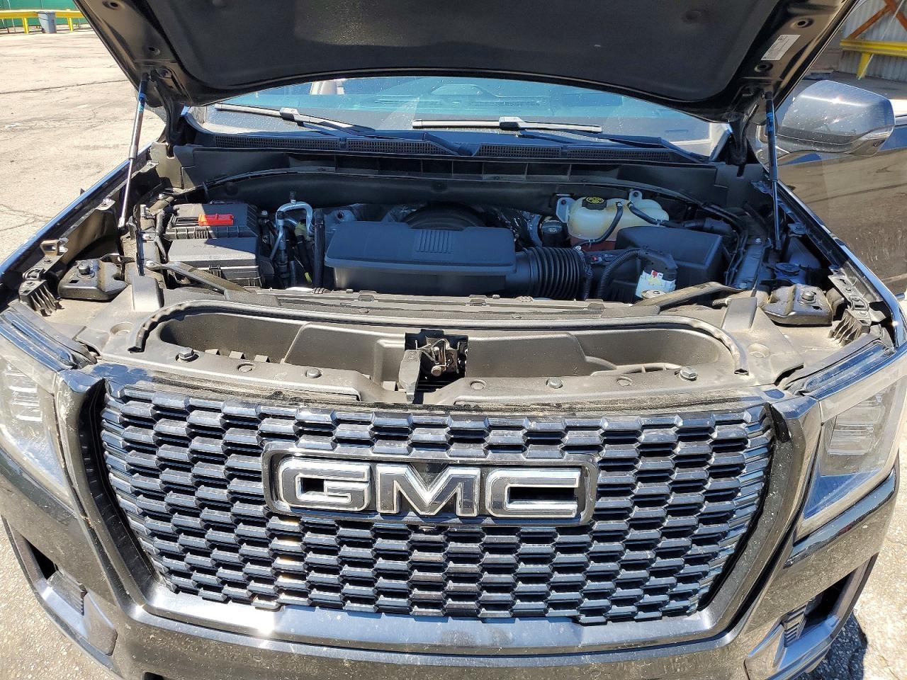 2023 GMC Yukon Denali Ultimate - zdjęcie 11