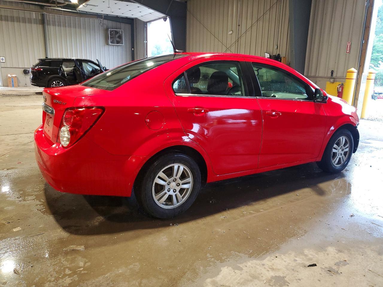 2014 Chevrolet Sonic Lt - zdjęcie 3
