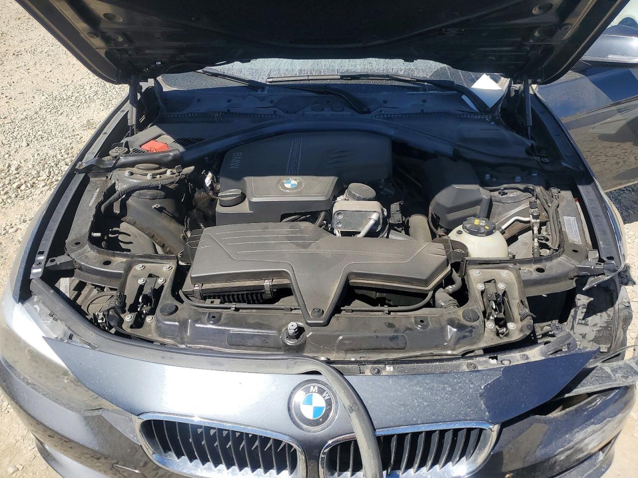 2015 BMW 328 I - zdjęcie 11