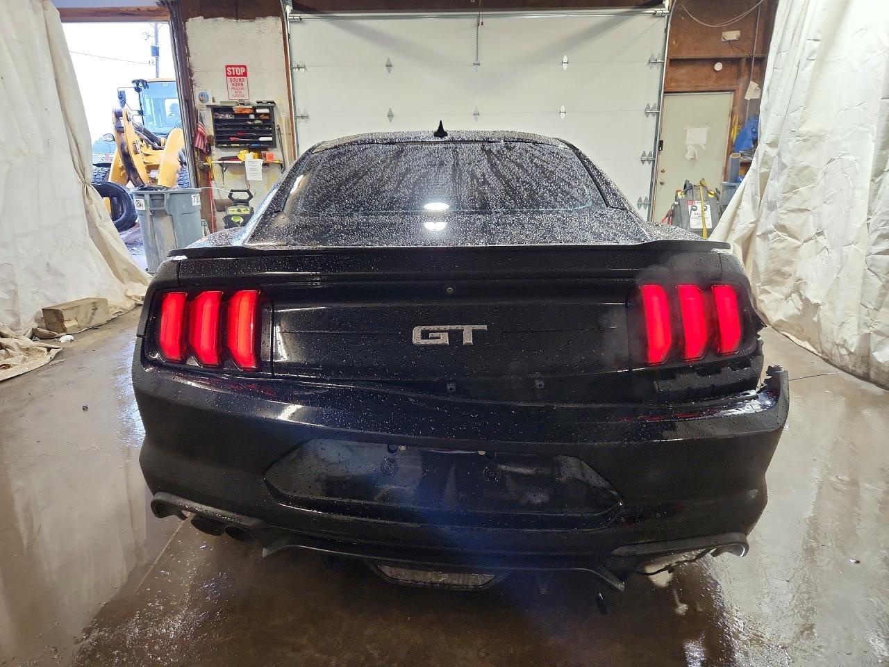 2020 Ford Mustang Gt - zdjęcie 6