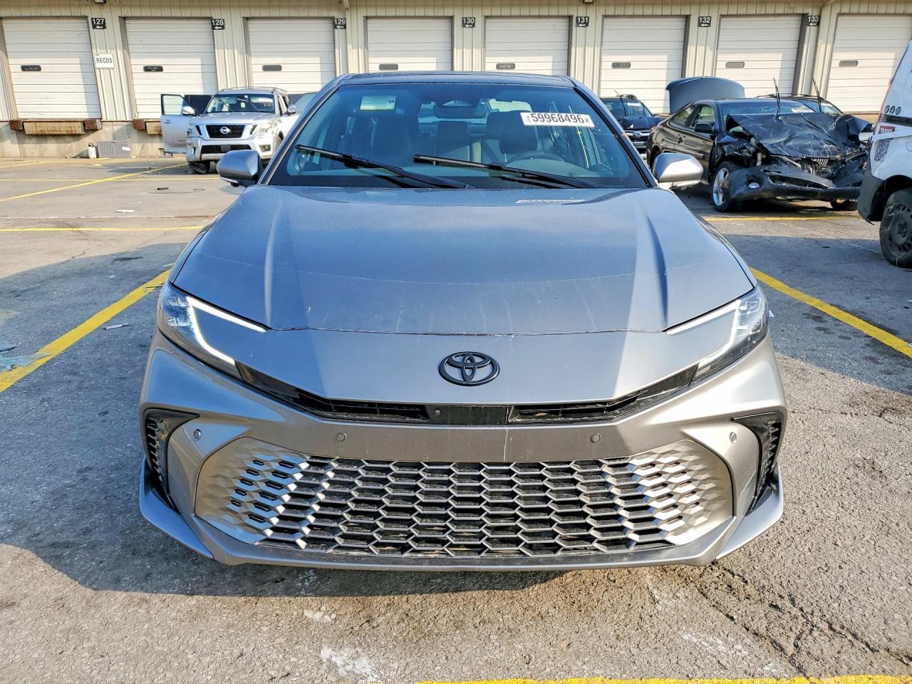 2026 Toyota Camry Xse - zdjęcie 5