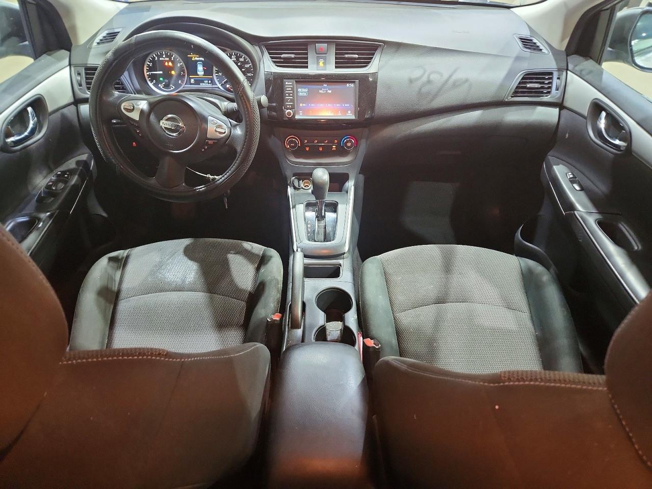 2019 Nissan Sentra S - zdjęcie 8
