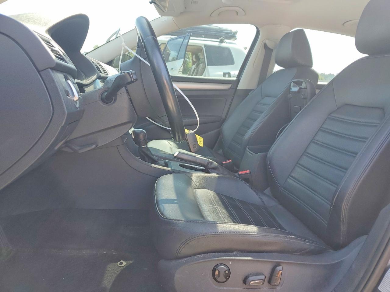 2015 Volkswagen Passat Se - zdjęcie 7