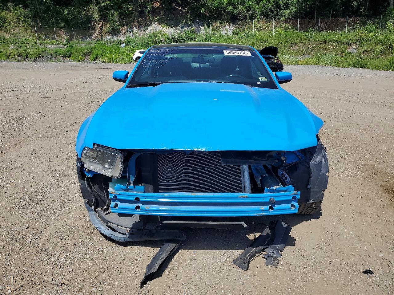 2025 Ford Mustang V6 - zdjęcie 5