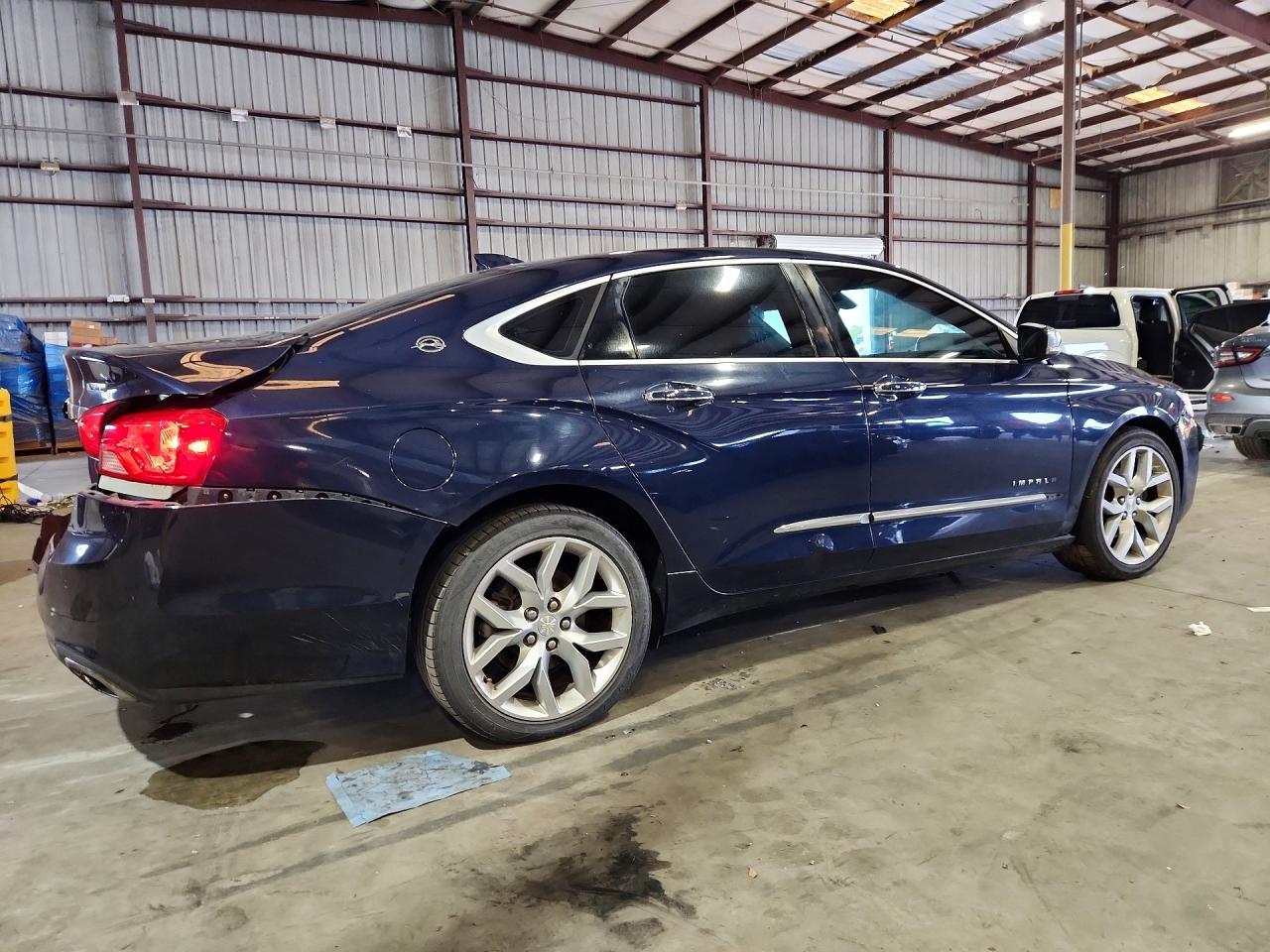 2018 Chevrolet Impala Premier - zdjęcie 3