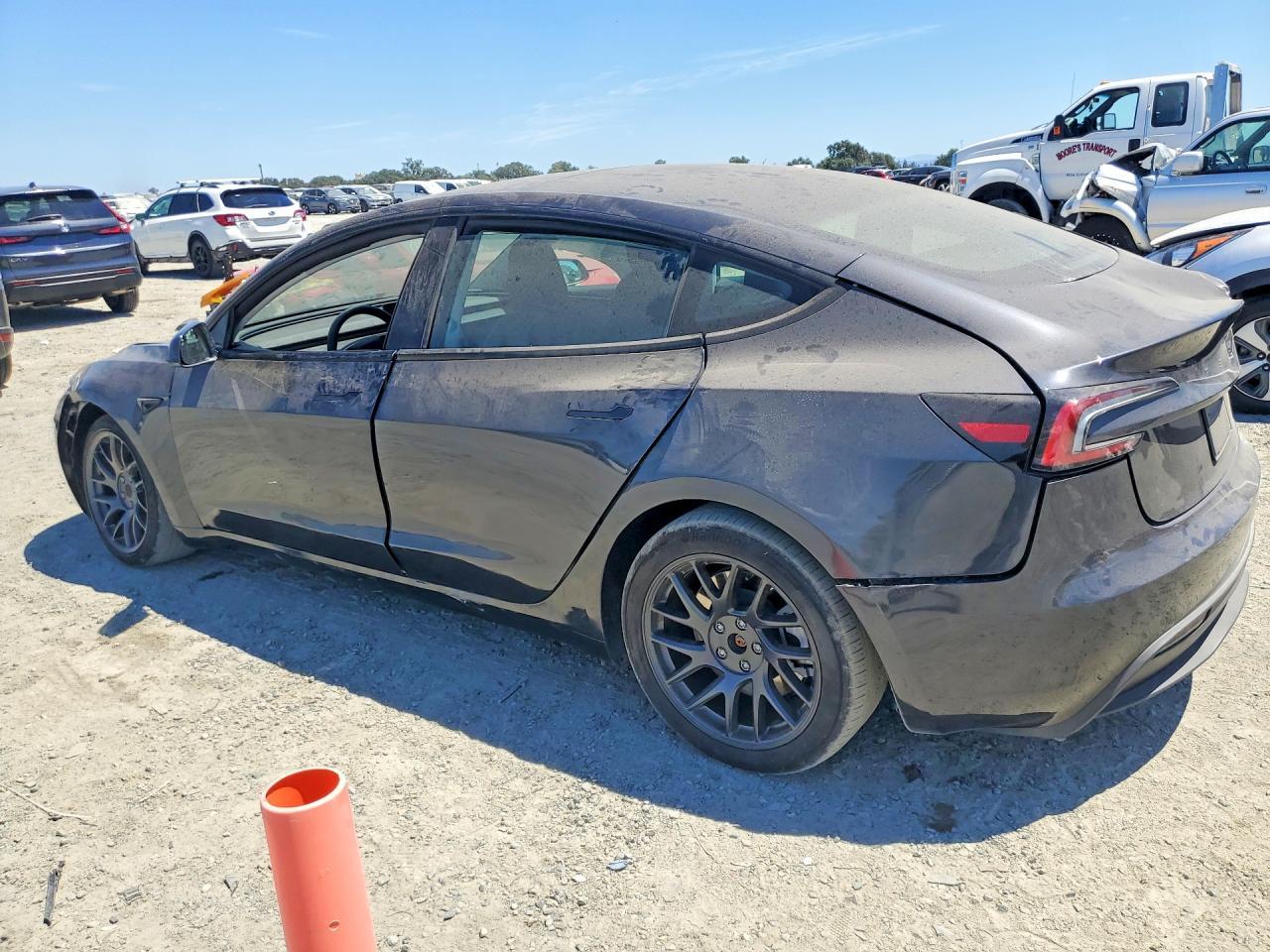2025 Tesla Model 3 - zdjęcie 2
