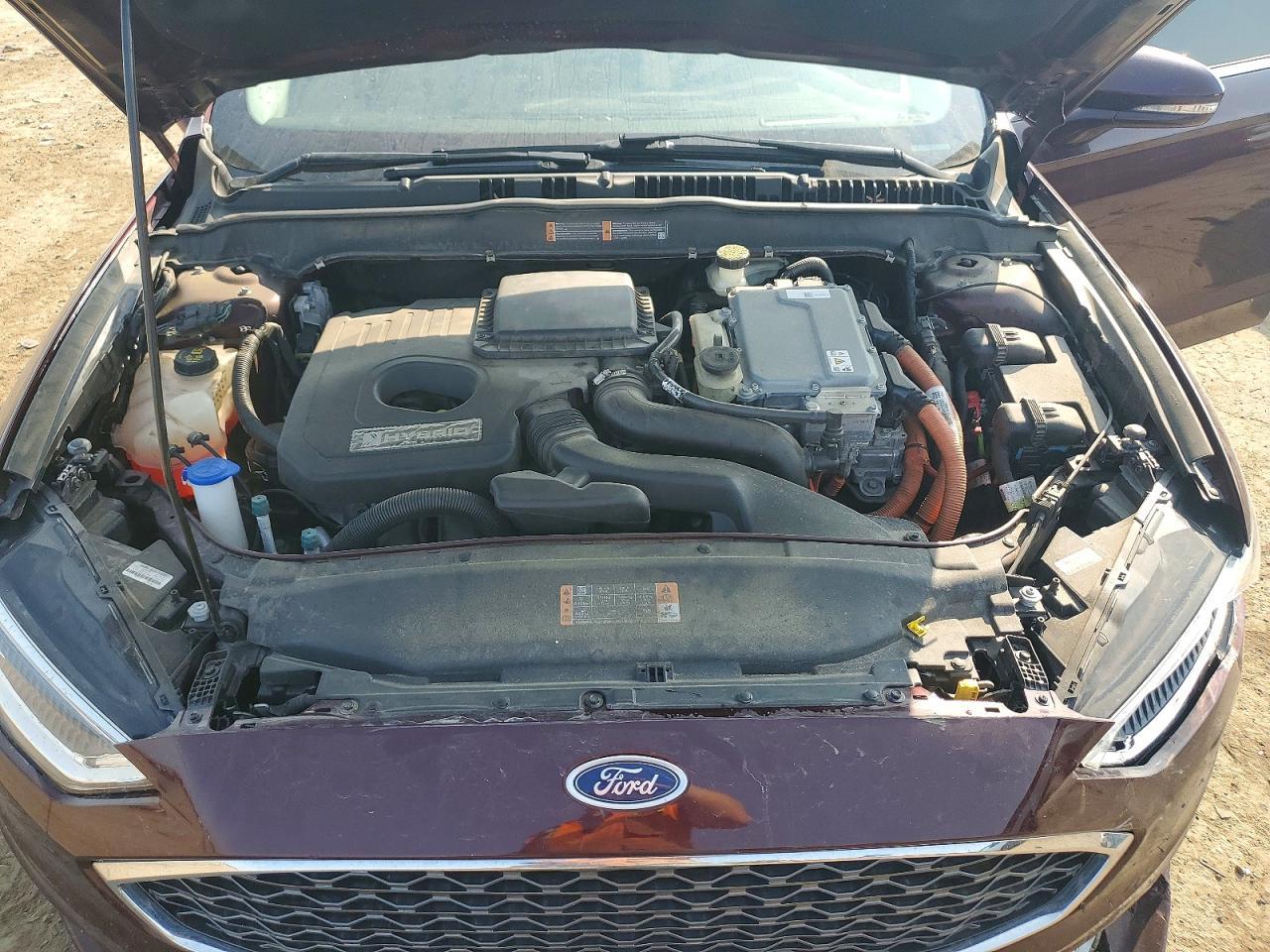 2017 Ford Fusion Titanium Hev - zdjęcie 11